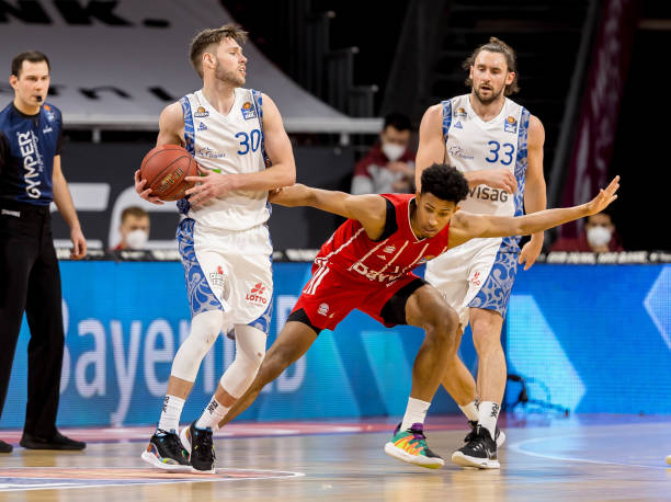 利保驾护航 利保驾护航